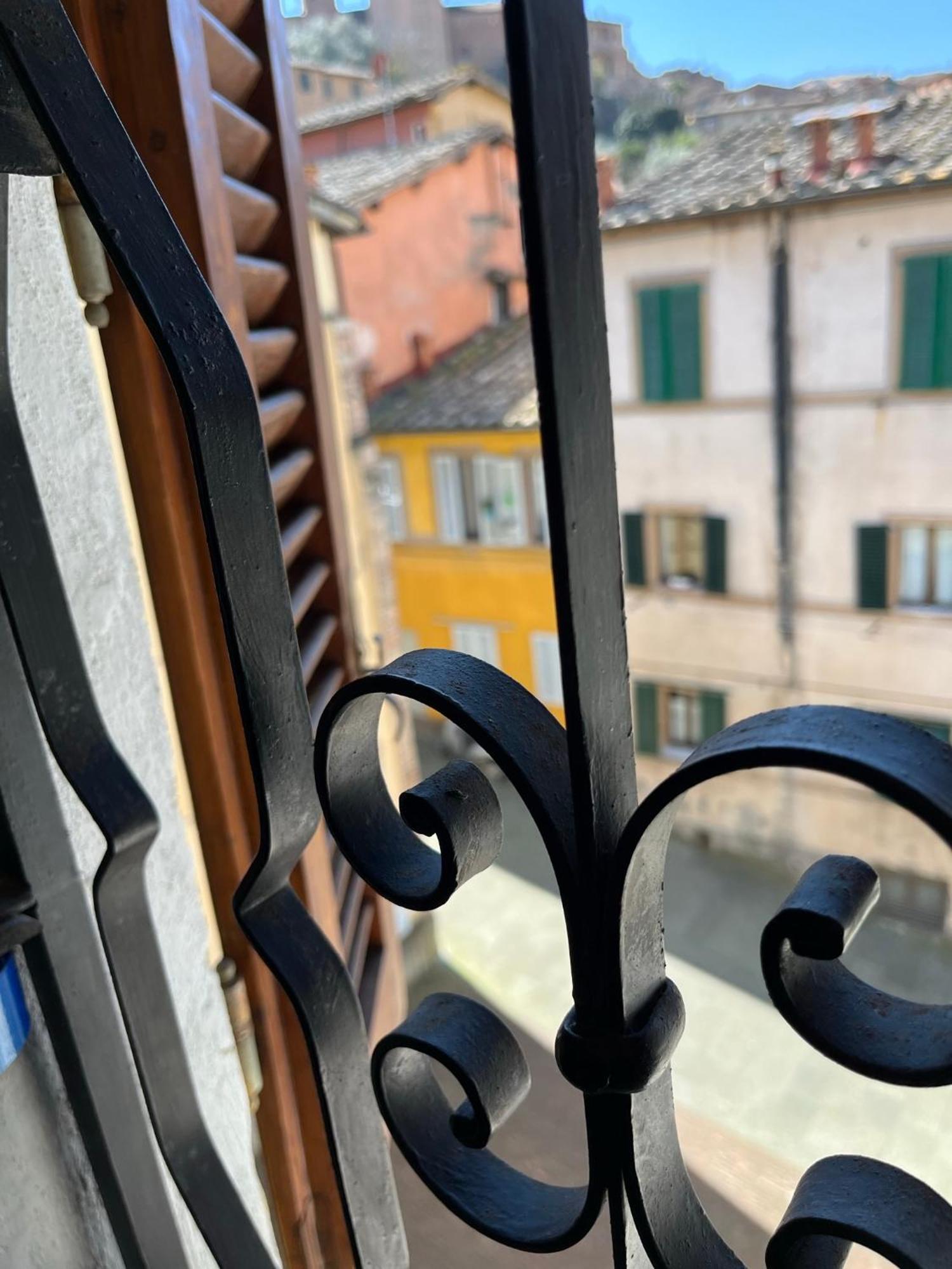 La Campanina-Nel Cuore Di Siena E Della Contrada Kültér fotó