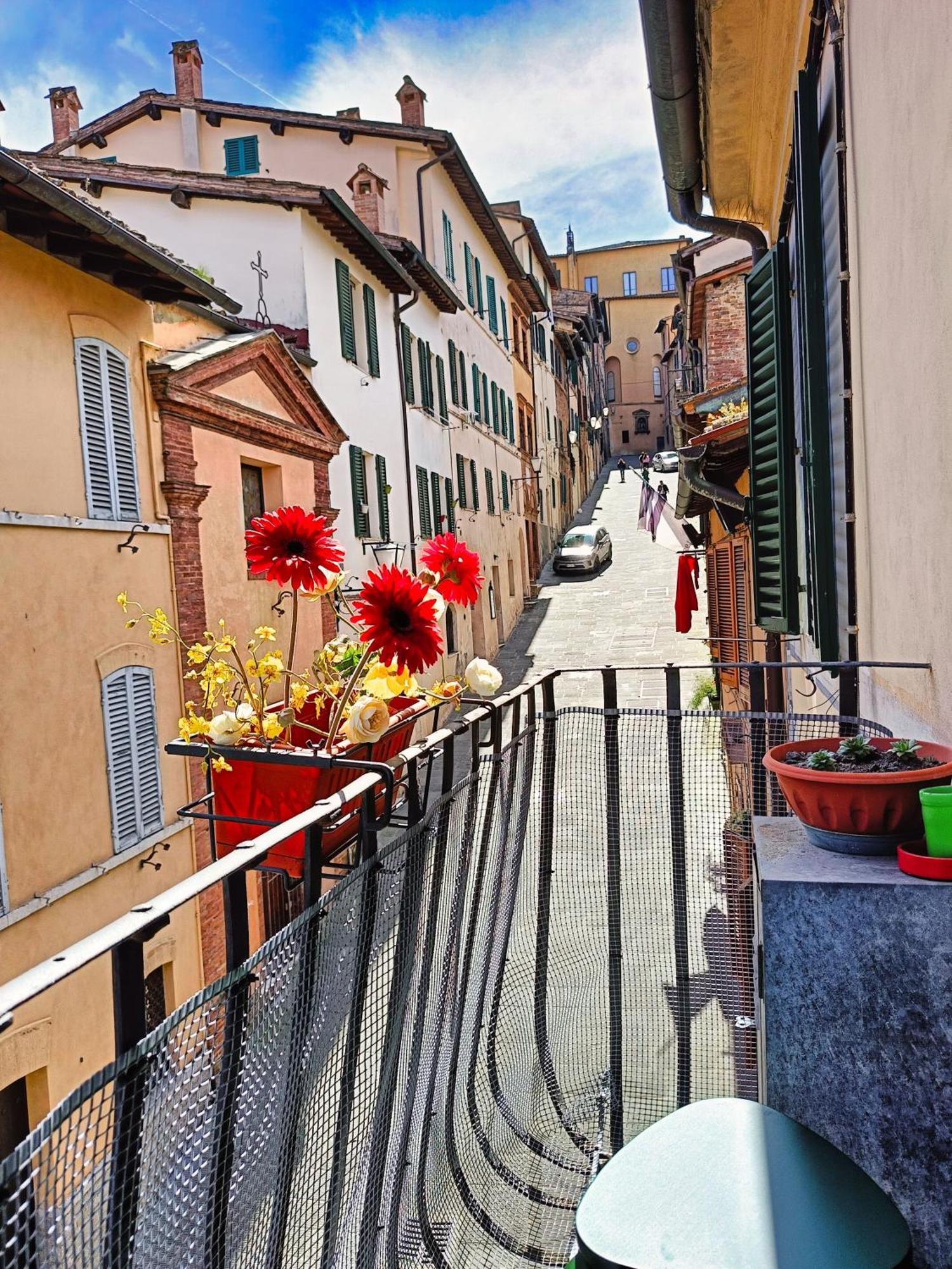 La Campanina-Nel Cuore Di Siena E Della Contrada Kültér fotó